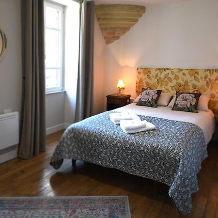 Bed and Breakfast Pat A Touille Treignac Екстер'єр фото