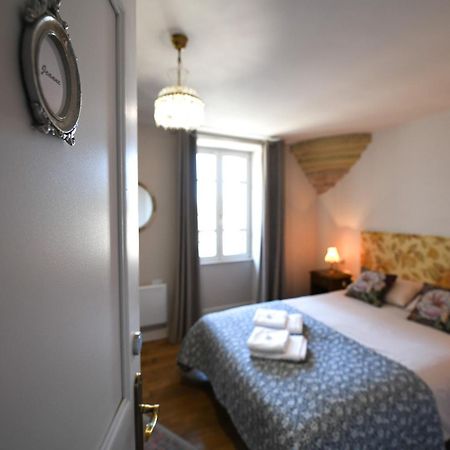 Bed and Breakfast Pat A Touille Treignac Екстер'єр фото